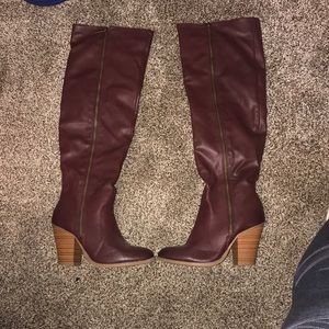 Fall knee high boots!